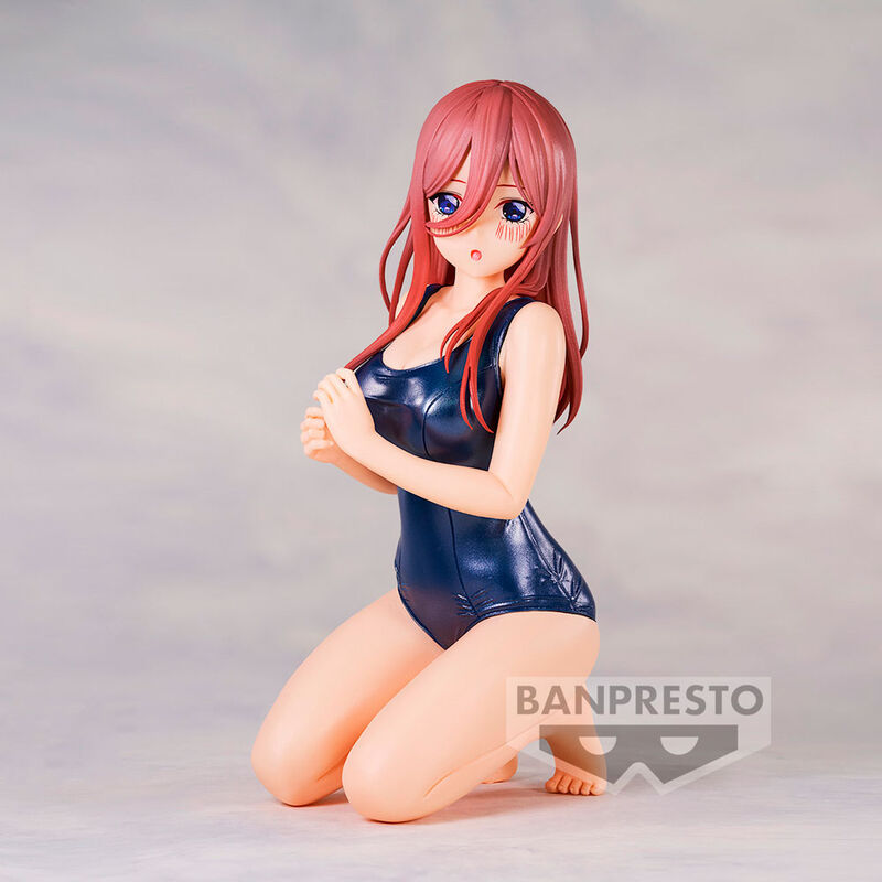 The Quintessential Quintuplets Movie Celestial Vivi School Style Miku Nakano Figura 12cm