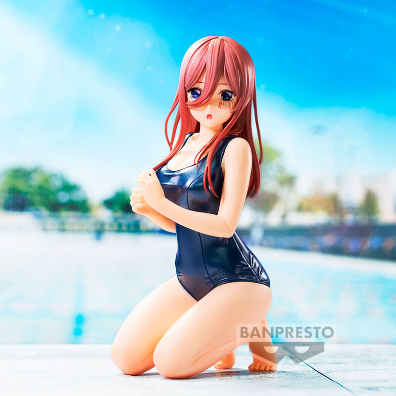 The Quintessential Quintuplets Movie Celestial Vivi School Style Miku Nakano Figura 12cm