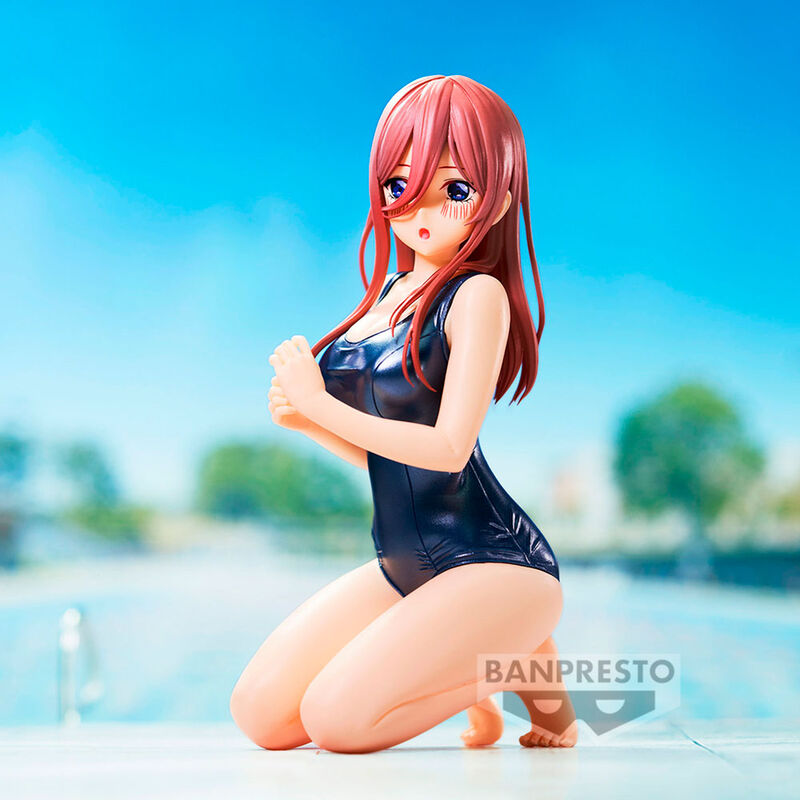 The Quintessential Quintuplets Movie Celestial Vivi School Style Miku Nakano Figura 12cm
