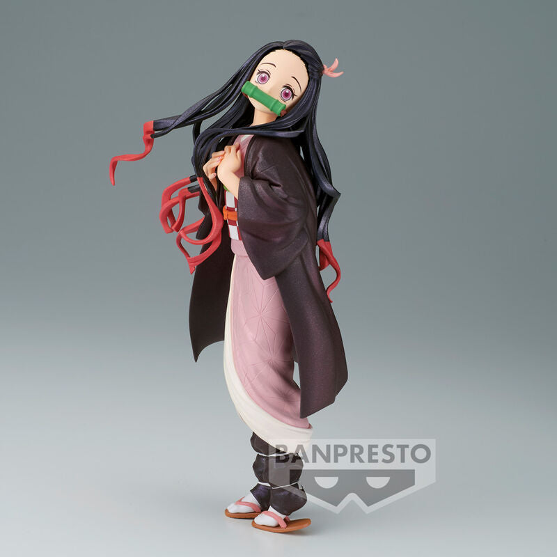 Demon Slayer Kimetsu no Yaiba Glitter & Glamours Special Color Nezuko Kamado Figura 22cm