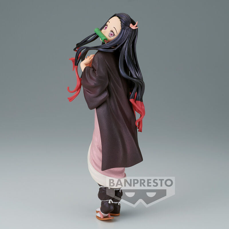 Demon Slayer Kimetsu no Yaiba Glitter & Glamours Special Color Nezuko Kamado Figura 22cm