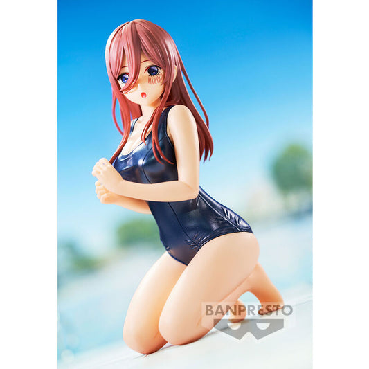 The Quintessential Quintuplets Movie Celestial Vivi School Style Miku Nakano Figura 12cm